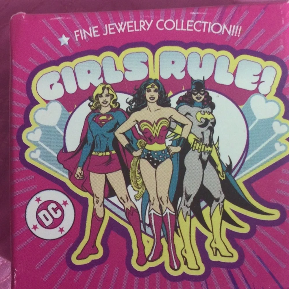 ⭐️ Super Girl Earrings Silver Platted, DC “ Girls Rule “Fine Jewerly Collection”